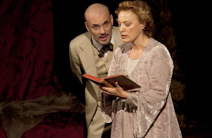 D'Annunzio segreto in scena al Teatro Manzoni con l'interpretazione di Edoardo Sylos Labini