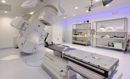 Innovazione e salute: a Negrar (Vr) le metastasi alla colonna si debellano con la radiochirurgia al posto del bisturi