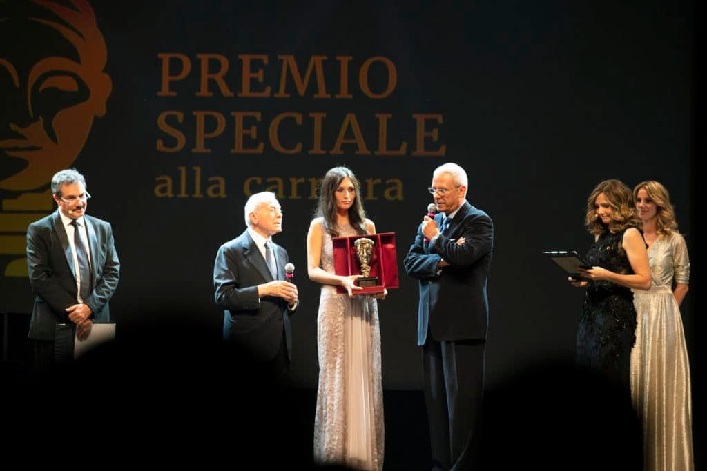 Il Teatro Manzoni festeggia i 40 anni di gestione Fininvest