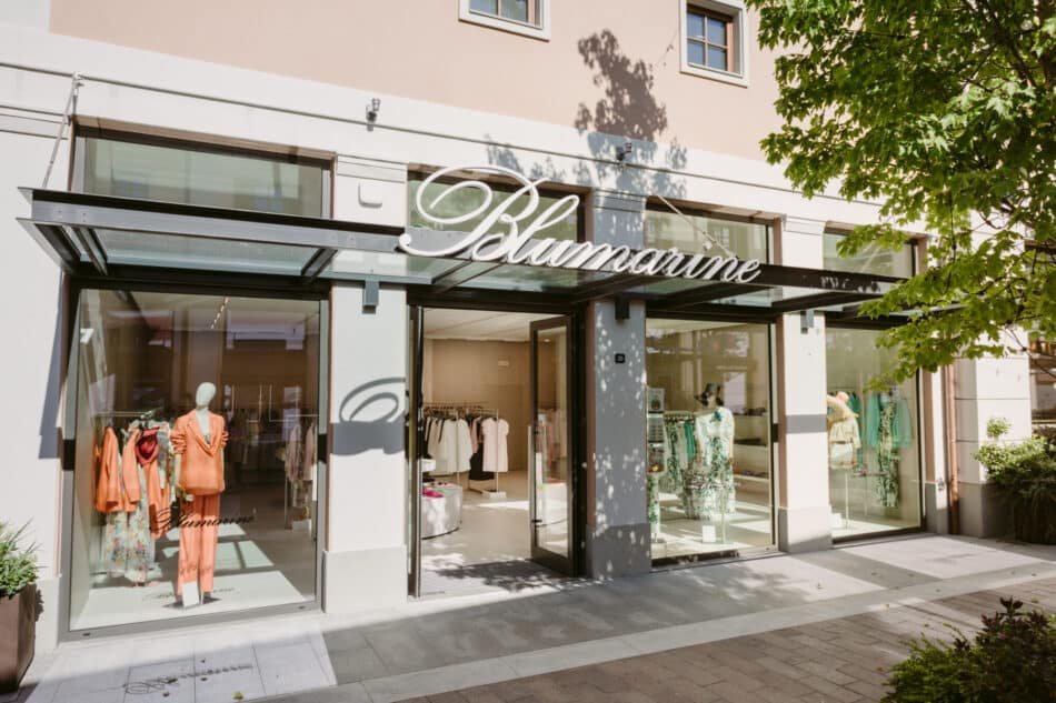 Land of Fashion: saldi e nuove aperture