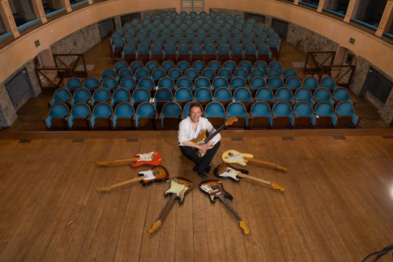Teatro Lirico Giorgio Gaber: Dodi Battaglia in Nelle mie corde