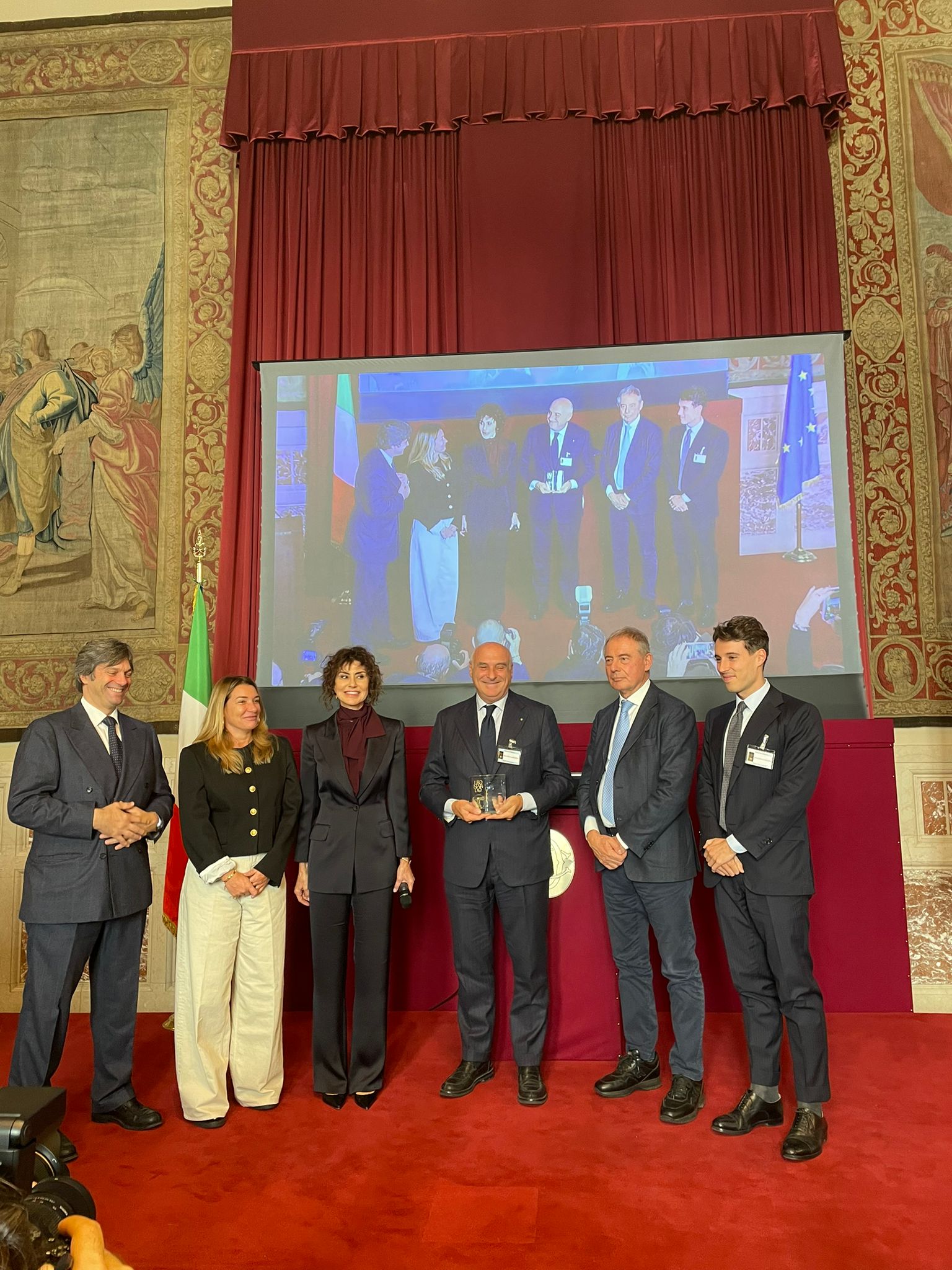 E. Marinella vince il Premio Leonardo "Impresa Storica"