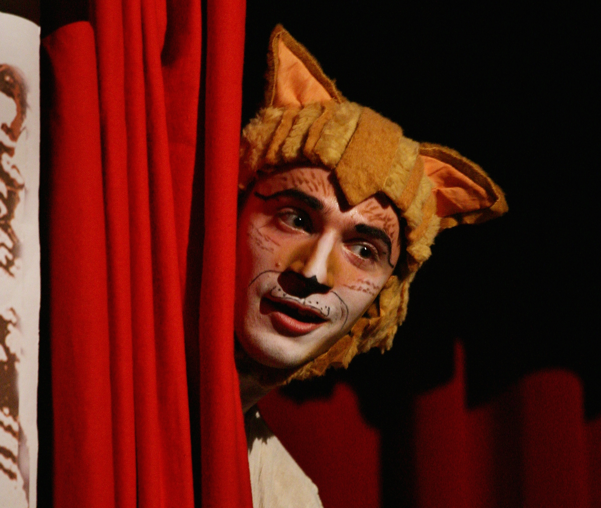 Teatro Manzoni: spettacolo per grandi e piccini, Il Gatto con gli Stivali