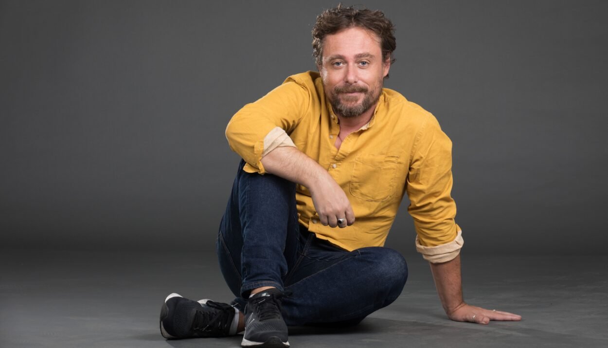 Teatro Manzoni: Pinuccio nello spettacolo Non mi trovo