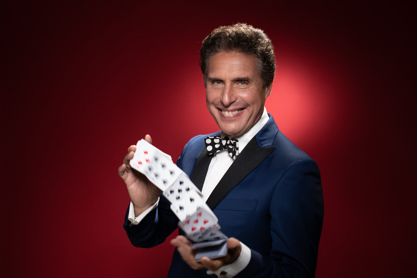 MIC: Raul Cremona in A me gli occhi