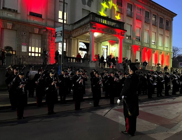 Concerto di Natale a sorpresa nella clinica pediatrica De Marchi per i bambini malati