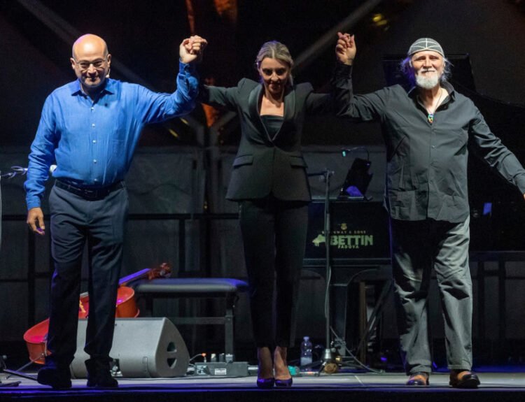 Teatro Carcano: a Milano Aldo Cazzullo e Moni Ovadia ne Il Romanzo della Bibbia