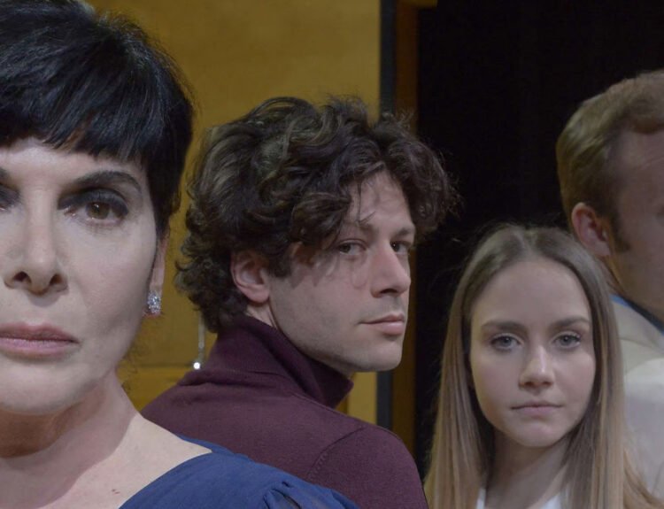 Al Teatro Carcano il drammatico spettacolo Lo zoo di vetro