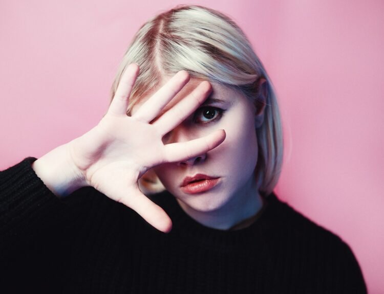 Maculopatia: aflibercept 8 mg in siringa pre-riempita semplifica la terapia