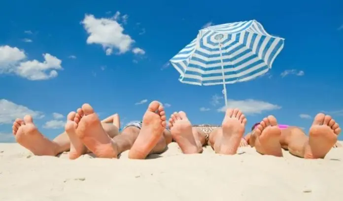 L’estate 2025 conferma una tendenza in costante crescita: sempre più italiani si indebitano per andare in vacanza.