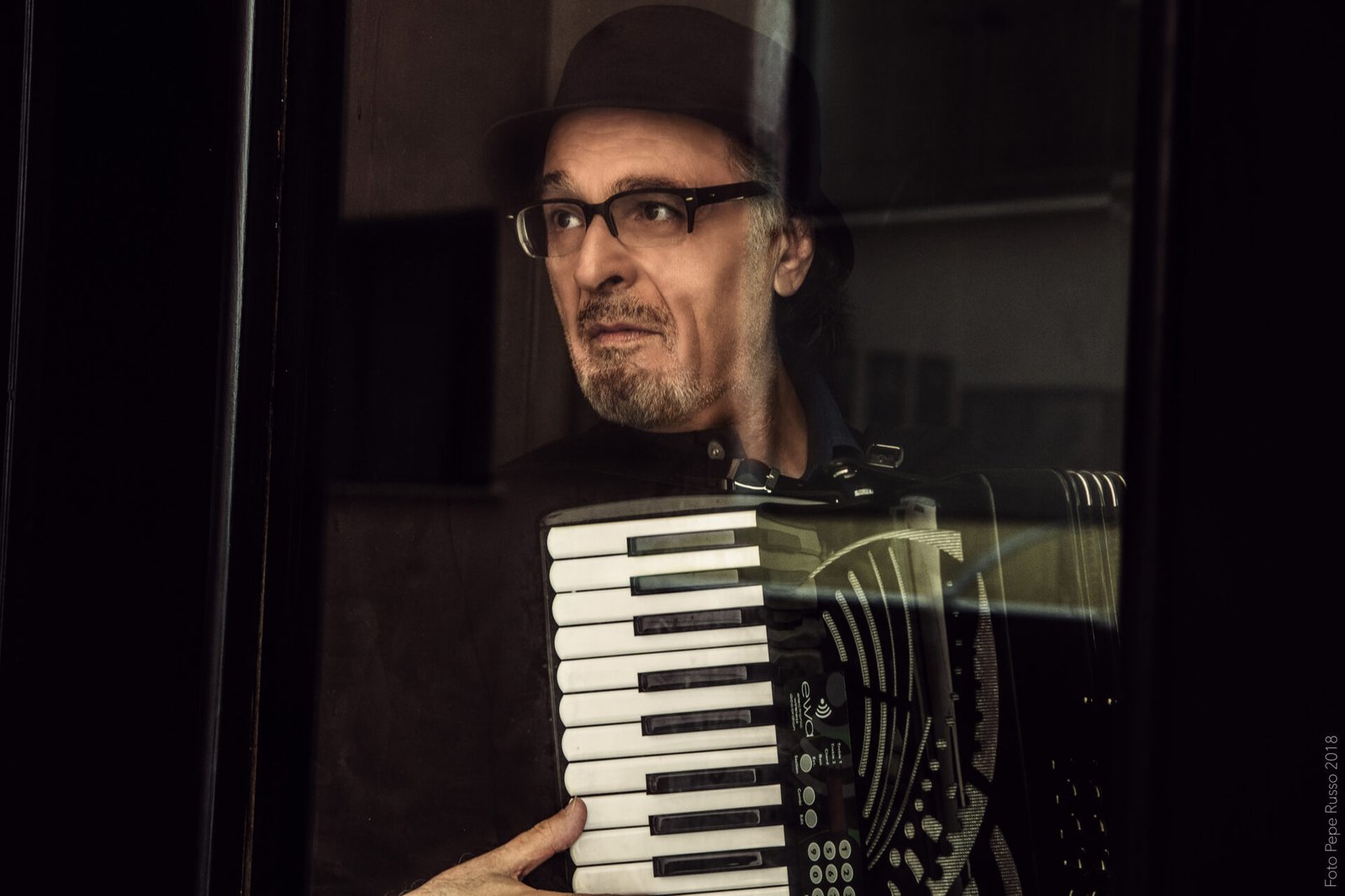 Teatro Manzoni: Eduardo De Crescenzo il 7 ottobre in Avvenne a Napoli