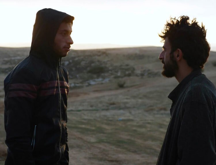 No other land ritorna nelle sale