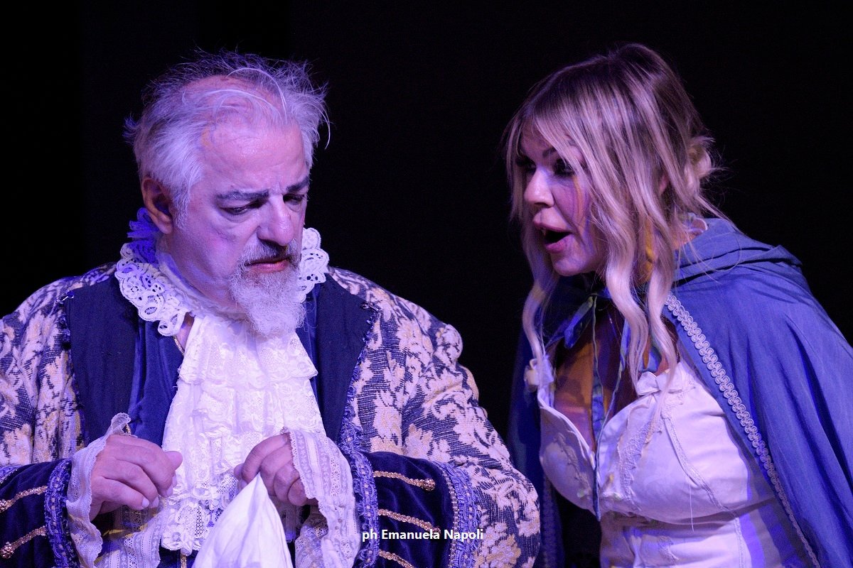 Al Teatro San Babila Matilde Brandi ne La Scuola delle Mogli dal 28 al 30 novembre