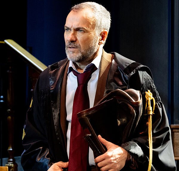 Teatro Manzoni: Massimiliano Gallo in scena