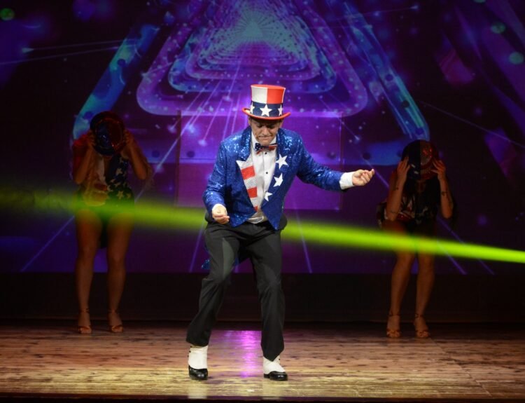 Teatro Martinitt: Antonello Costa torna con Giochiamo al Varietà