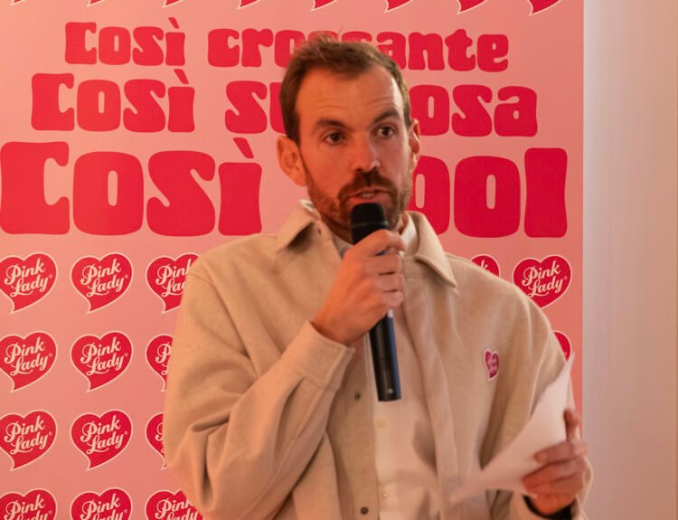 Pink Lady e GCDS creano la mela fashion limited edition