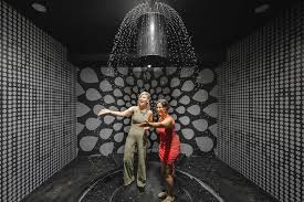  Museum of Senses, il museo interattivo di Milano, celebra il suo primo anniversario