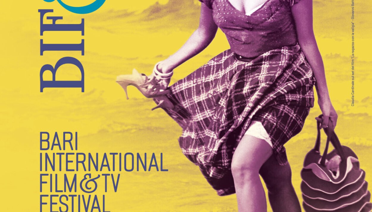 Claudia Cardinale in La rgazza con la valigia