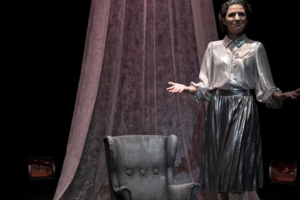 L'attrice Giroldini in scena